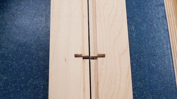 de pe site - https://ibuildit.ca/projects/how-to-make-a-straightedge-guide/
