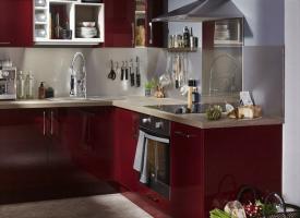 Roșu Curajos și încă la modă pentru bucătărie. 6 idei moderne