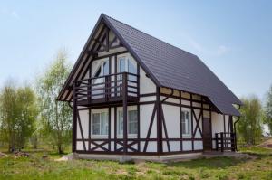 Montare de case din lemn: caracteristici și beneficii